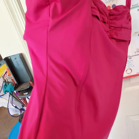 Calvin Klein Swimwear Hot Pink One-Piece Swimsuit in Size 16 - Picture 5 of 12